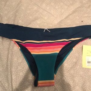 NWT RIPCURL BOTTOM